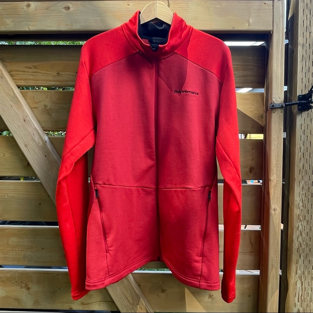 Peak Performance Mid Layer Zip Up Fleece